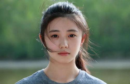 今日娱乐爆料刘浩存是谁,娱乐爆料中的新星闪耀 第3张 今日娱乐爆料刘浩存是谁,娱乐爆料中的新星闪耀 第3张